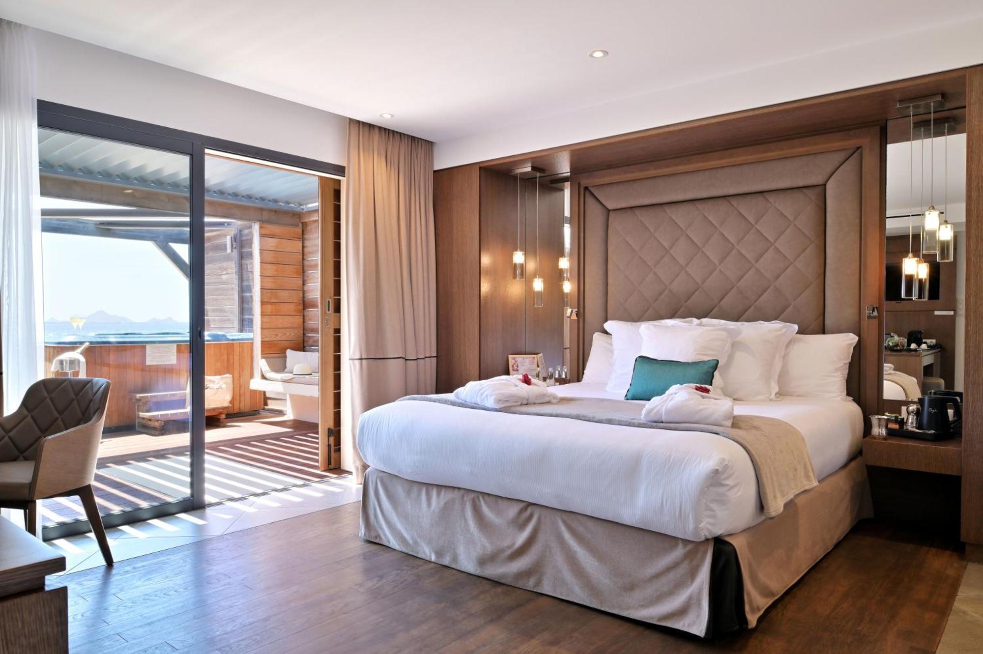 Hotel Le Week End Аяччо Экстерьер фото