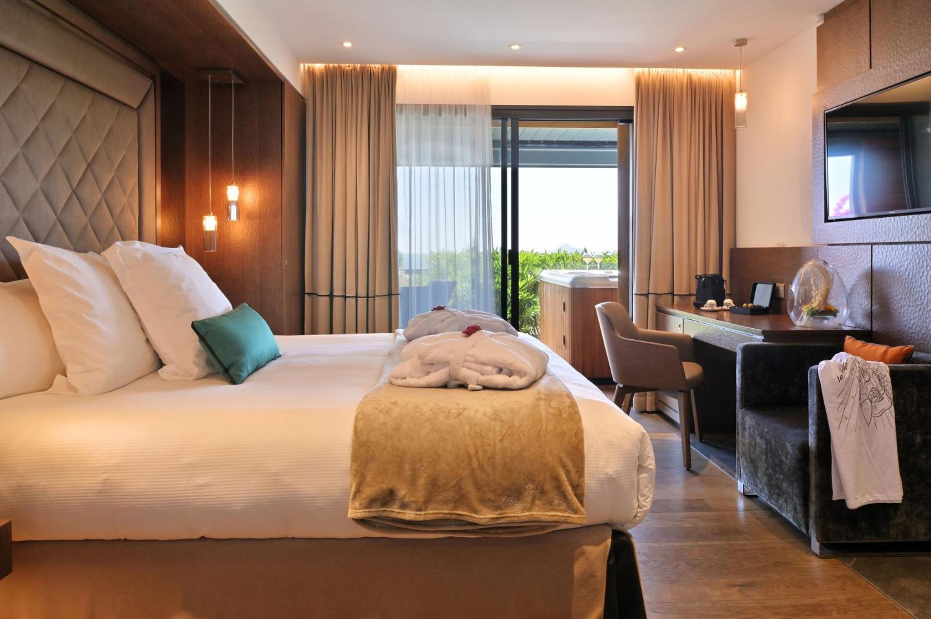 Hotel Le Week End Аяччо Экстерьер фото